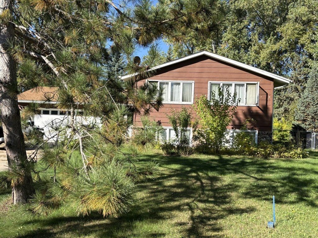 7245 Mill Rd, Centerville, MN